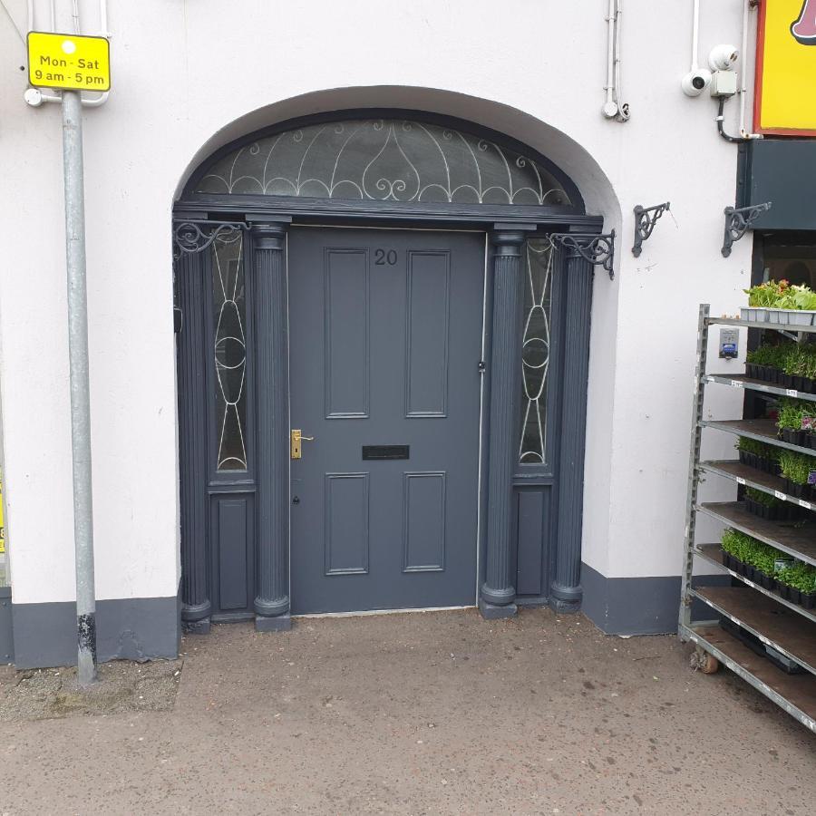 3 Bedroom Apartment, Ballymena, The Wee Stop Gap Экстерьер фото
